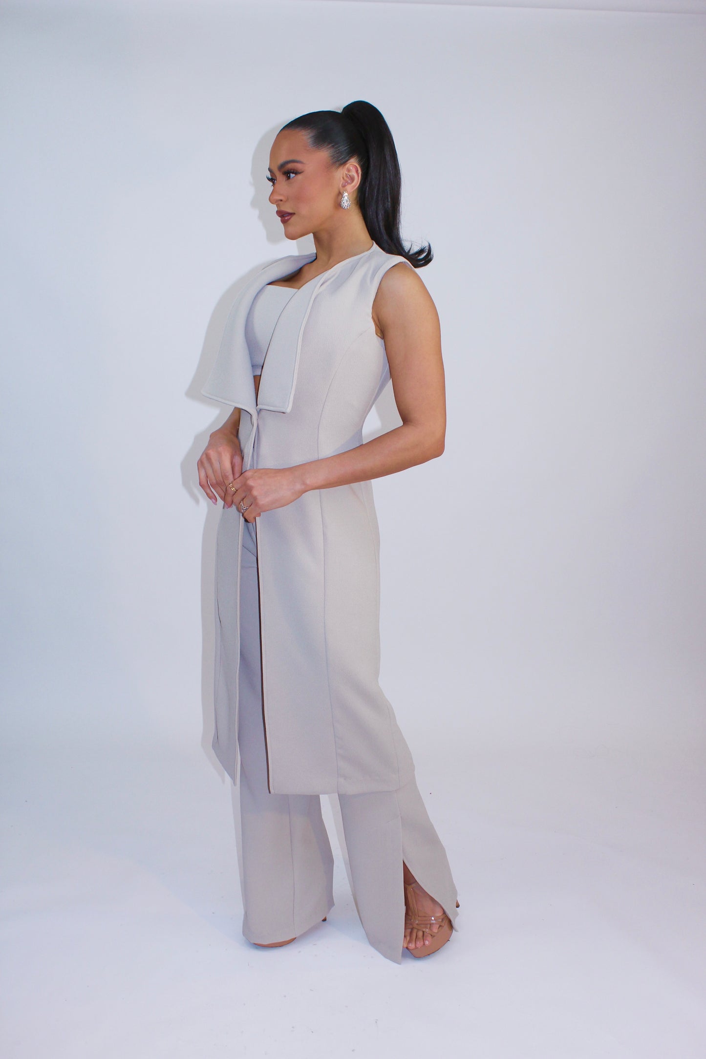 Crepe crop top vest and pants set