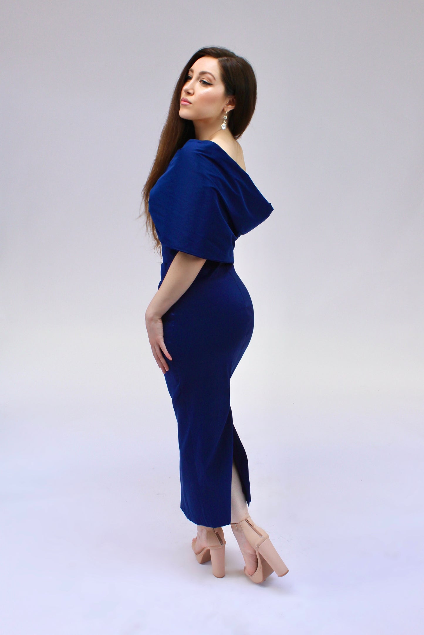 Off shoulder taffeta midi dress