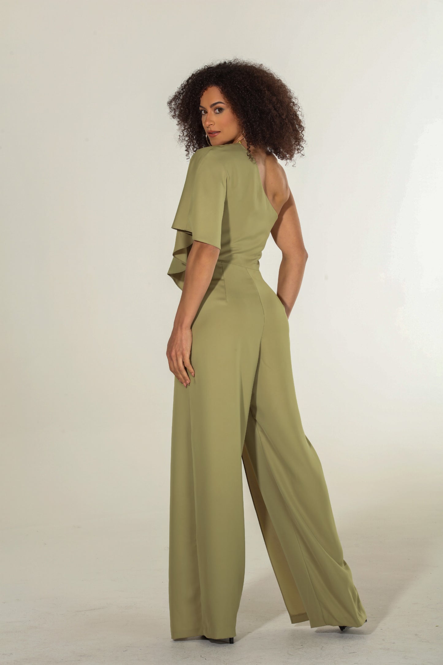 Asymmetrical one shoulder jumpsuit