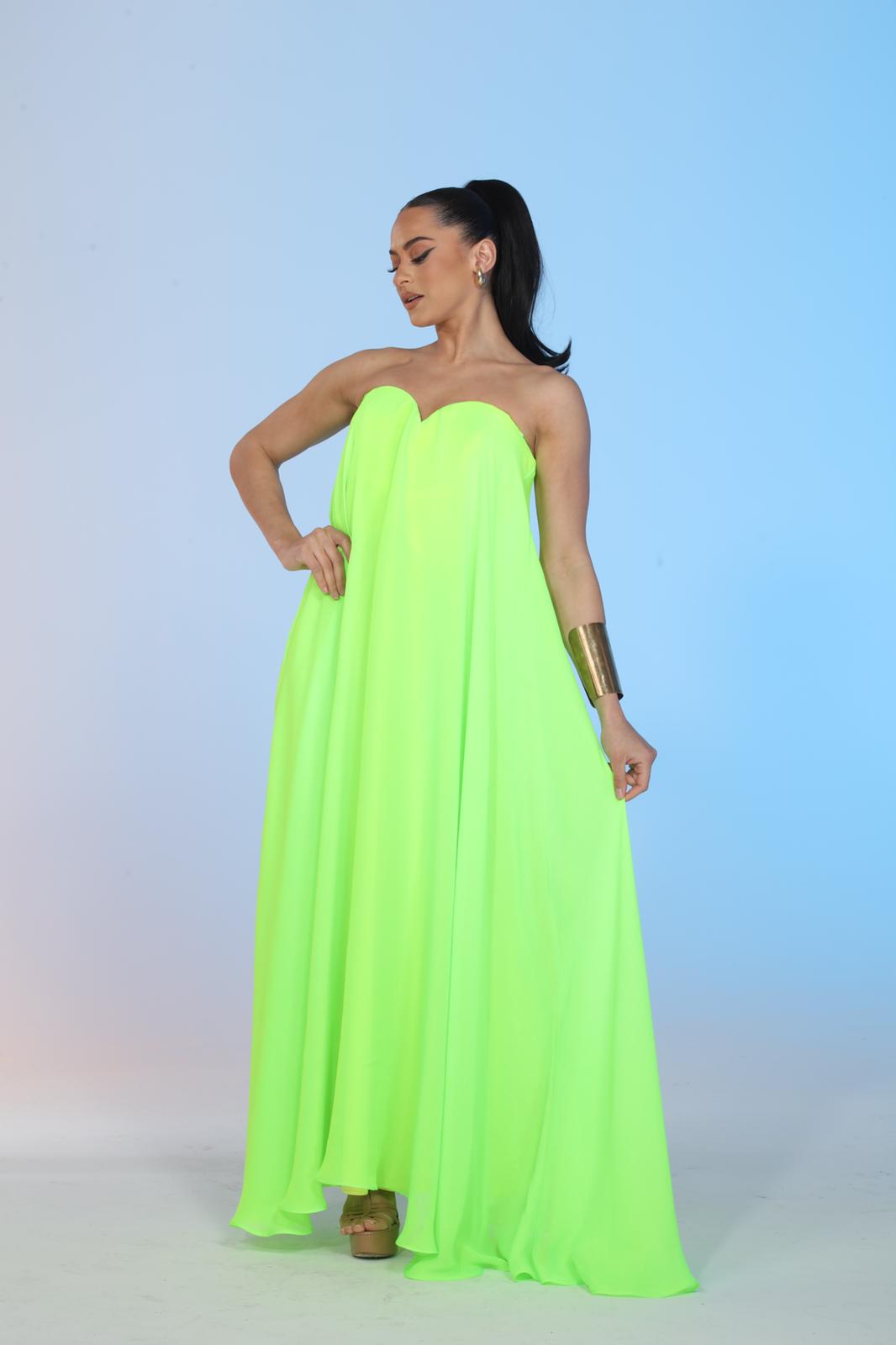 Mila strapless sweetheart gown