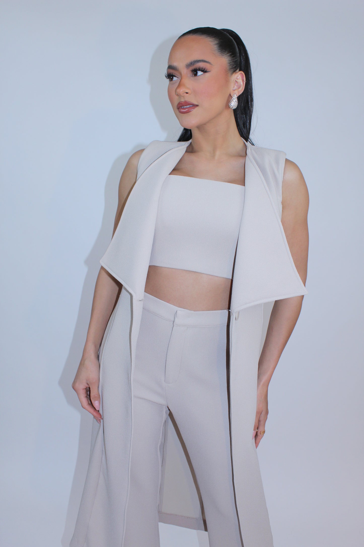 Crepe crop top vest and pants set