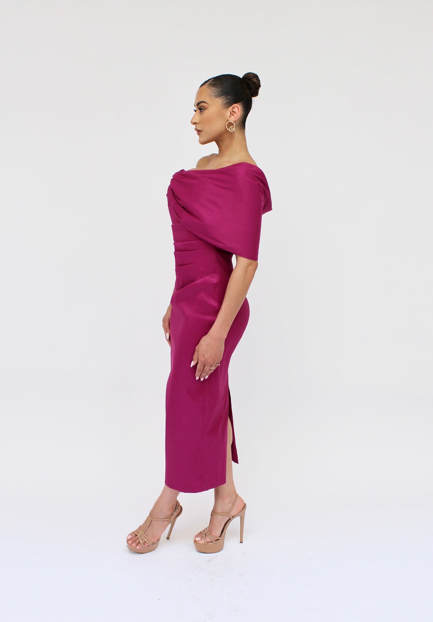 Off shoulder taffeta midi dress