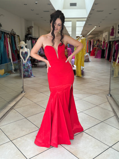 Strapless wired plunging side slit gown