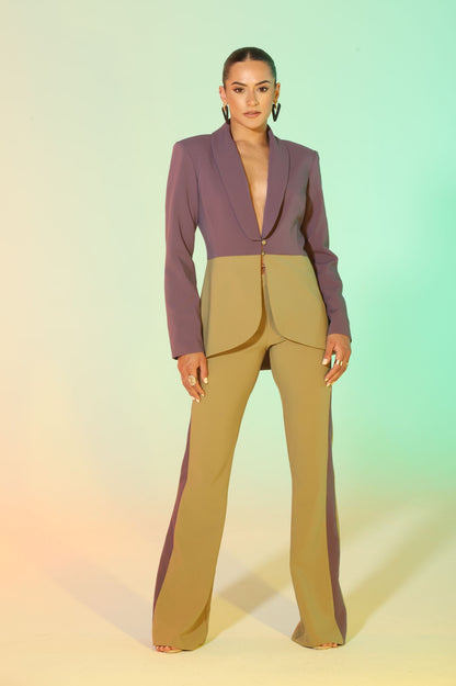 Impressive Color block jacket and high waisted side striped pants suit set