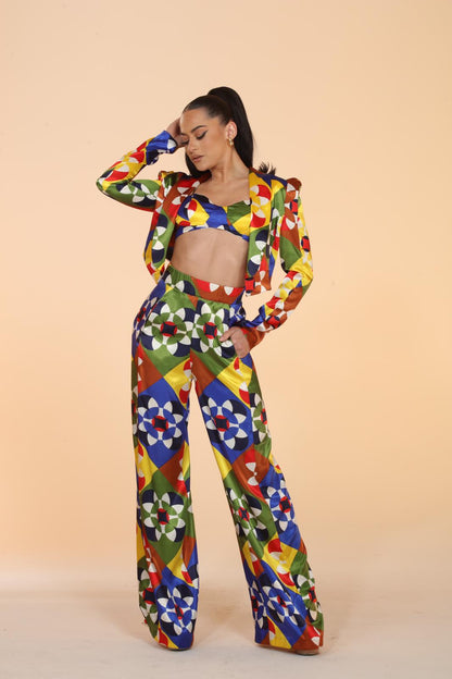 Geo suits you perfectly print satin geometric suit set with pockets