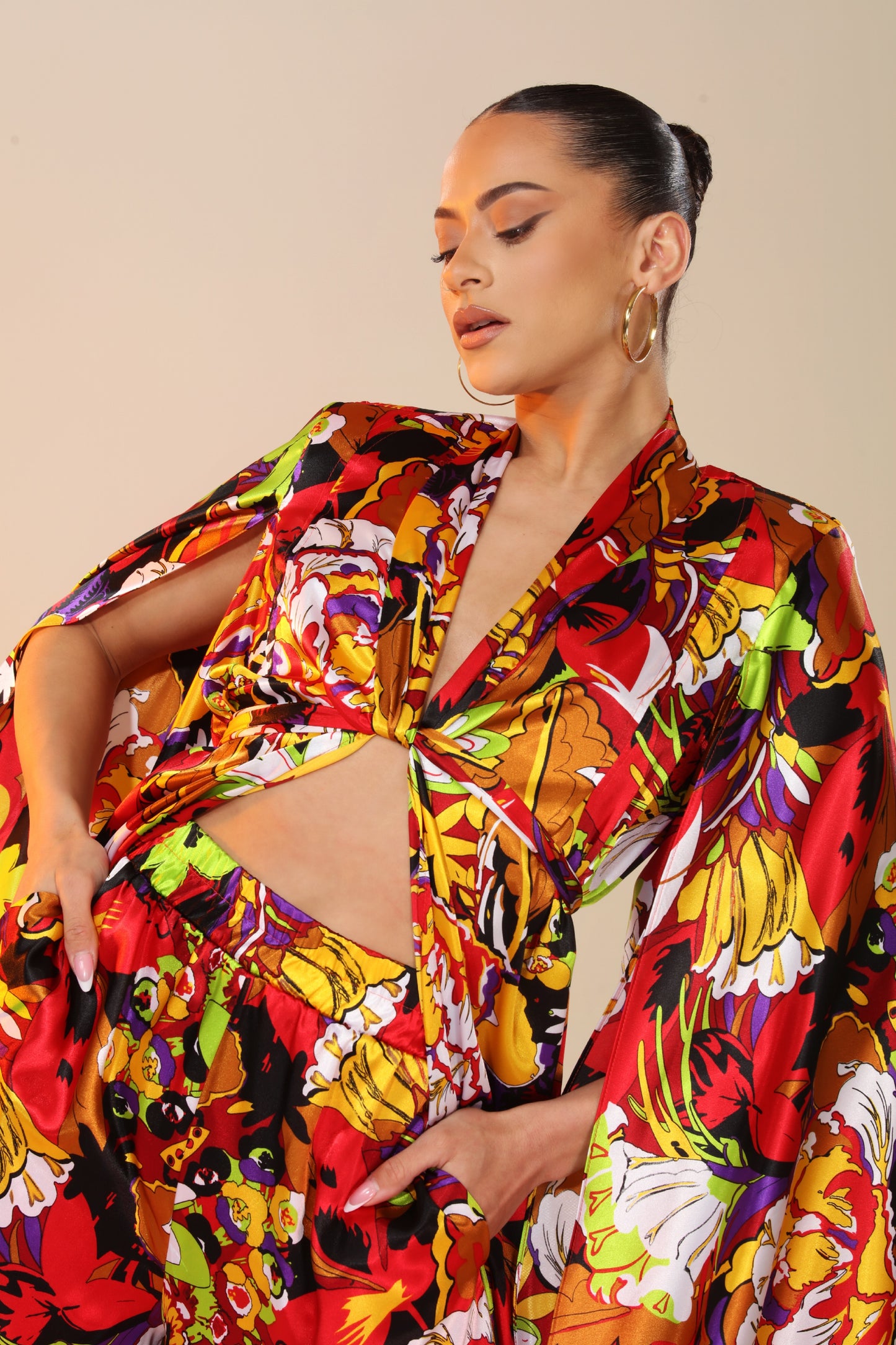 Cara tropical flower print kimono satin cape top with matching high waisted pants set