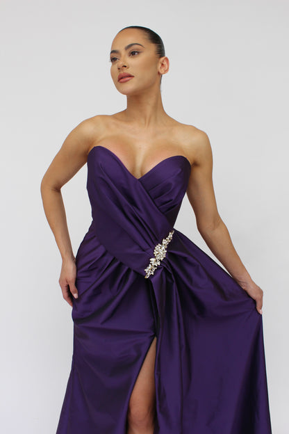 Formal elegance sweetheart embellished side slit draped gown