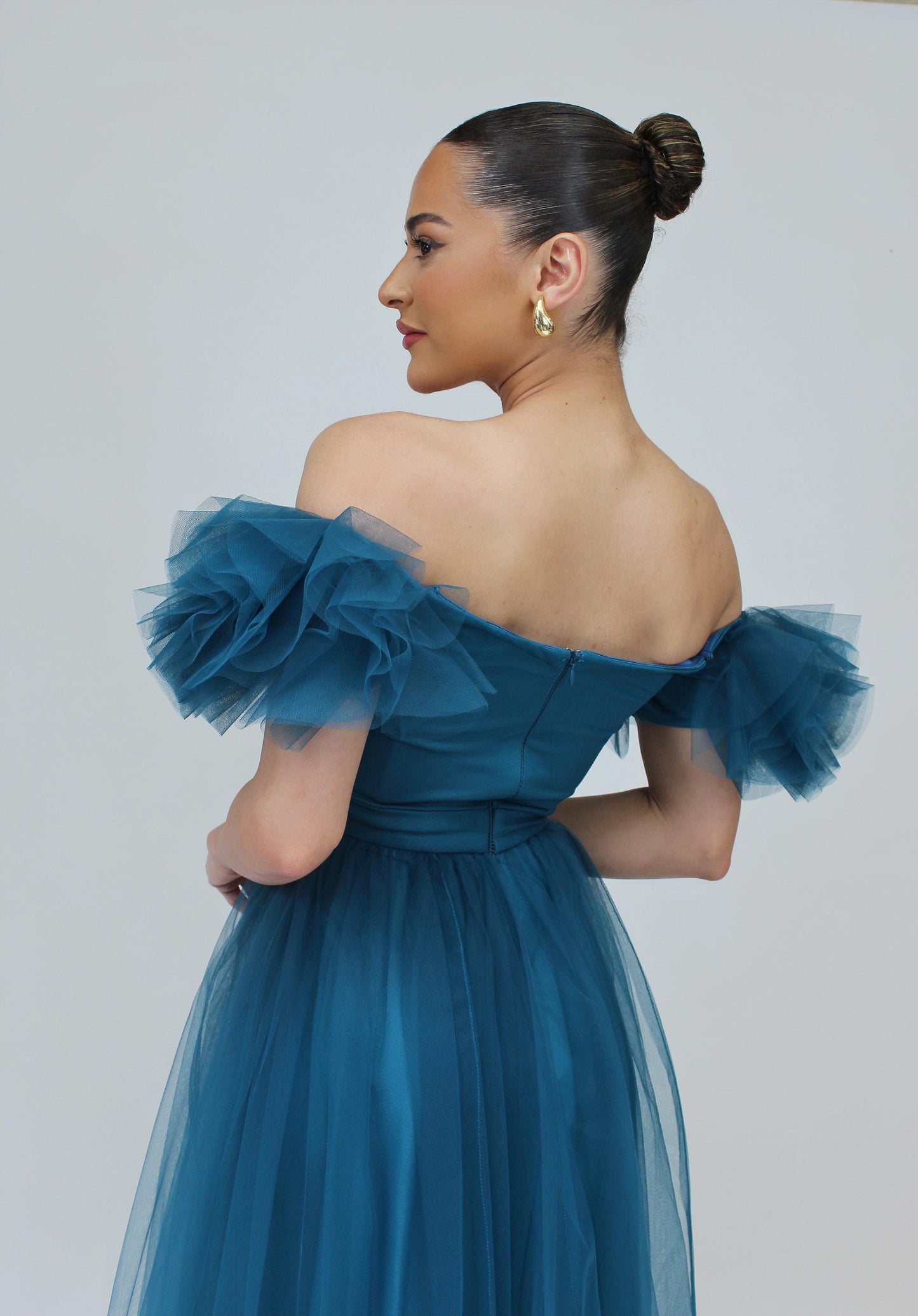 *Pre-Order All the allure off shoulder tulle gown with front side slit