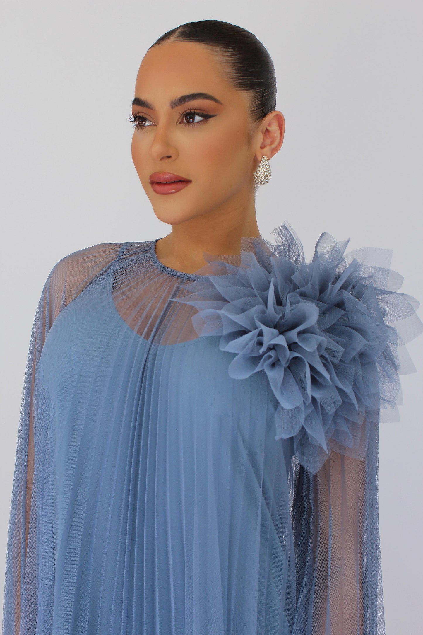 *Pre-Order Elegant event flower detail pleated tulle dress