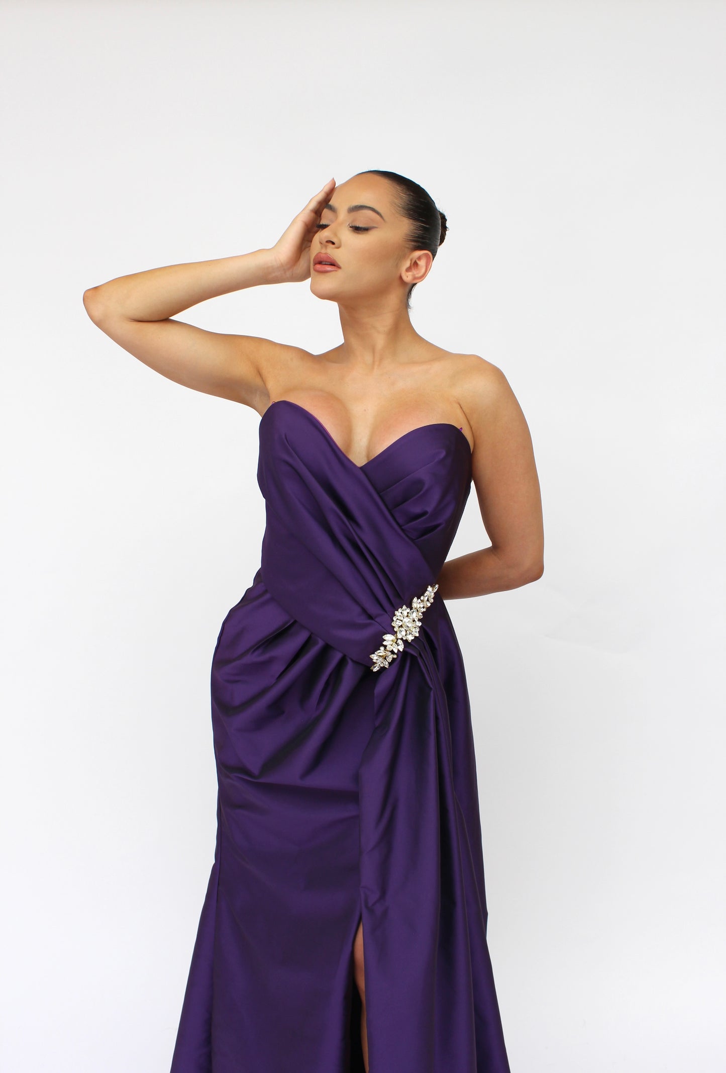 Formal elegance sweetheart embellished side slit draped gown