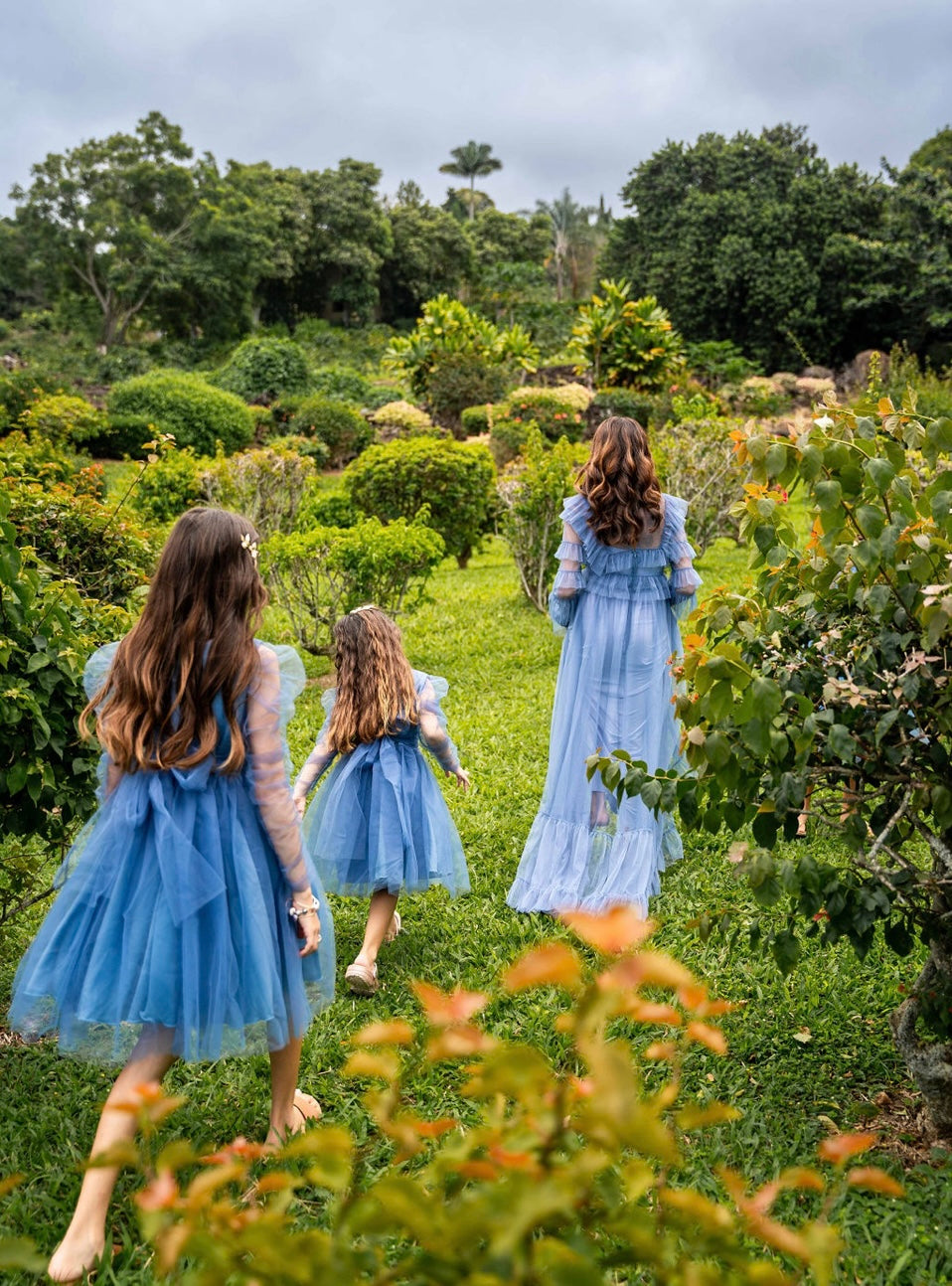 Mommy and Me Collection - Kids tulle long sleeve bow back tie dress Perry Blue / T3 Mommy and Me Collection - Kids tulle long sleeve bow back tie dress Perry Blue / T3