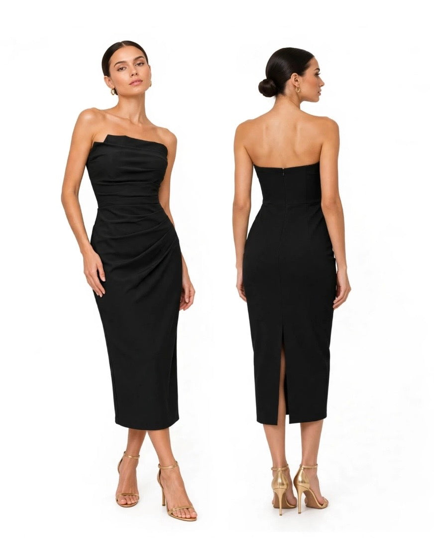 Flattering Strapless ruched bodice form-fitting midi dress