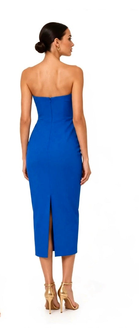 Flattering strapless ruched bodice form-fitting midi dress