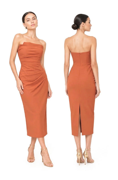 Flattering Strapless ruched bodice form-fitting midi dress