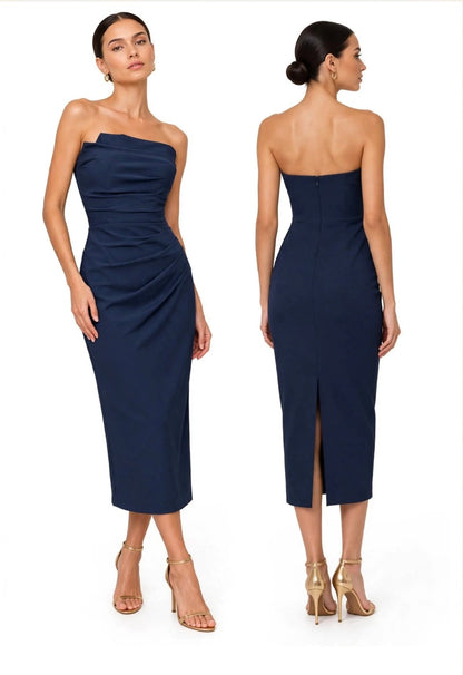 Flattering Strapless ruched bodice form-fitting midi dress