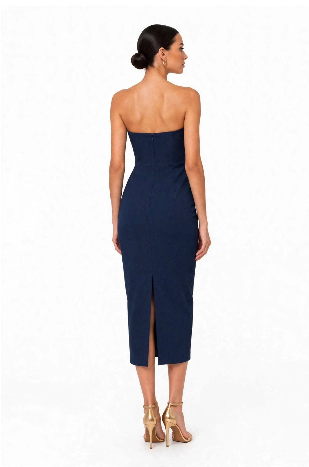 Flattering Strapless ruched bodice form-fitting midi dress