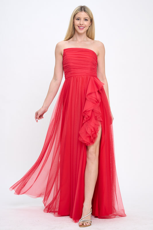 Asymmetrical strapless tulle gown